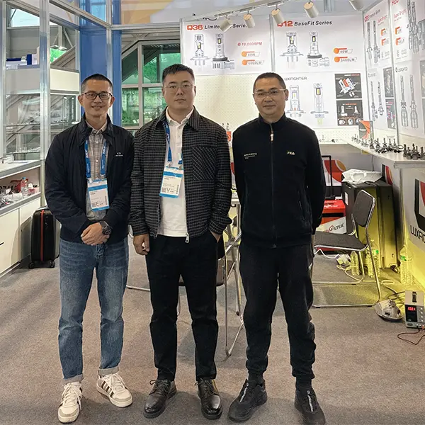 Automechanika 2024 Frankfurt Niemcy i Luksfigher Reflights
