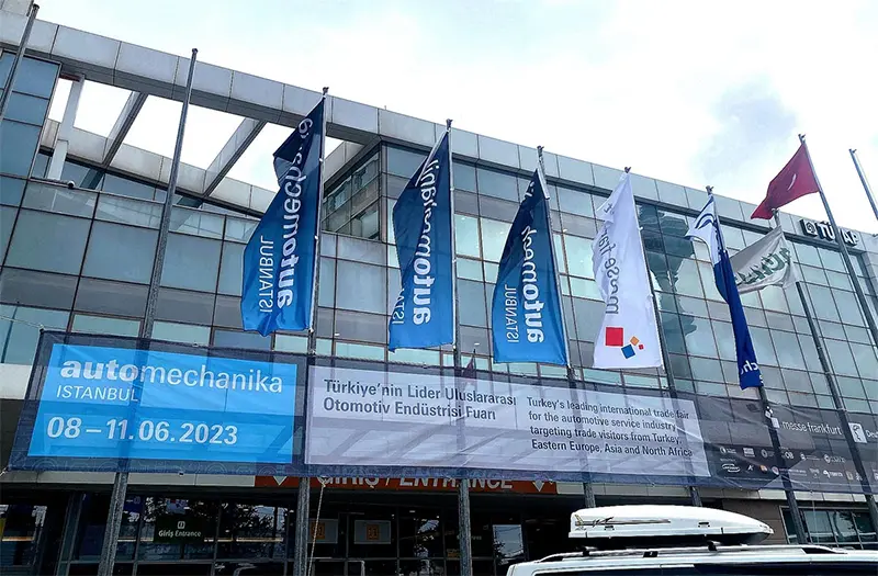Reflektor LOXFIGHT LED CHARDY PRZYCHODZI DO AUTOMECHECHECIKA ISTANBUL 2023